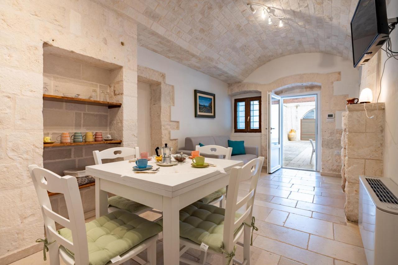 Trullo Il Focolare In Masseria Cisternino Exteriér fotografie