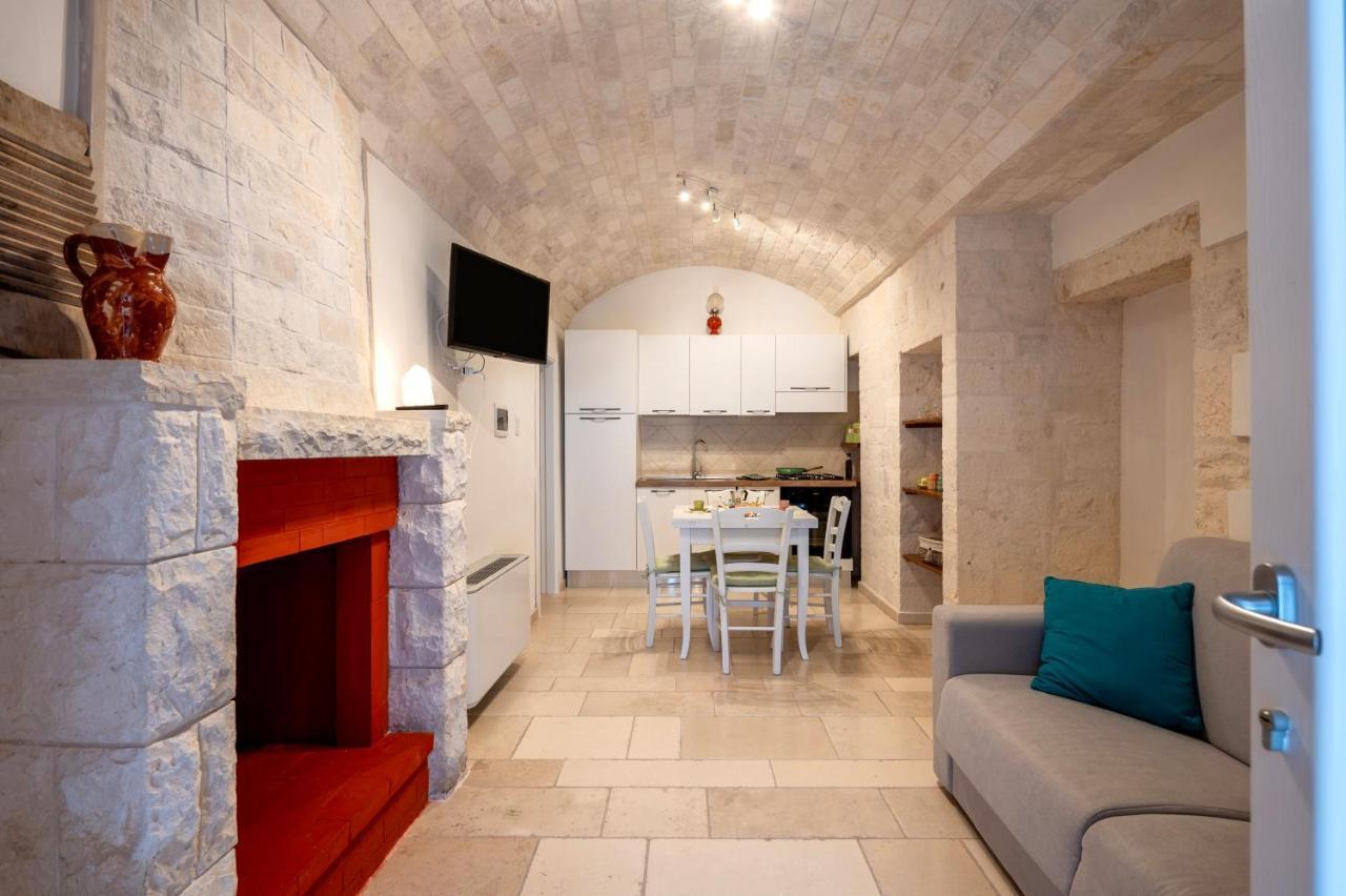 Trullo Il Focolare In Masseria Cisternino Exteriér fotografie