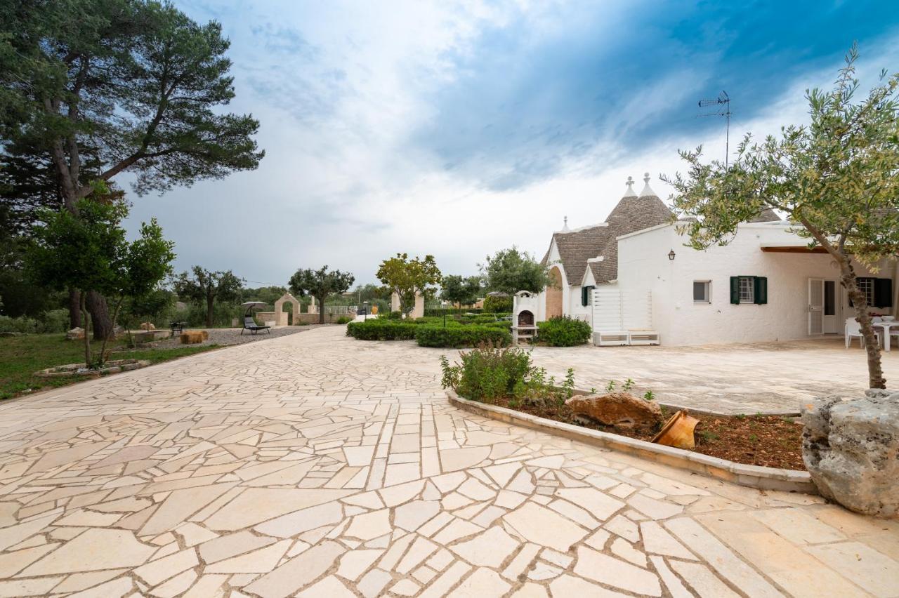 Trullo Il Focolare In Masseria Cisternino Exteriér fotografie