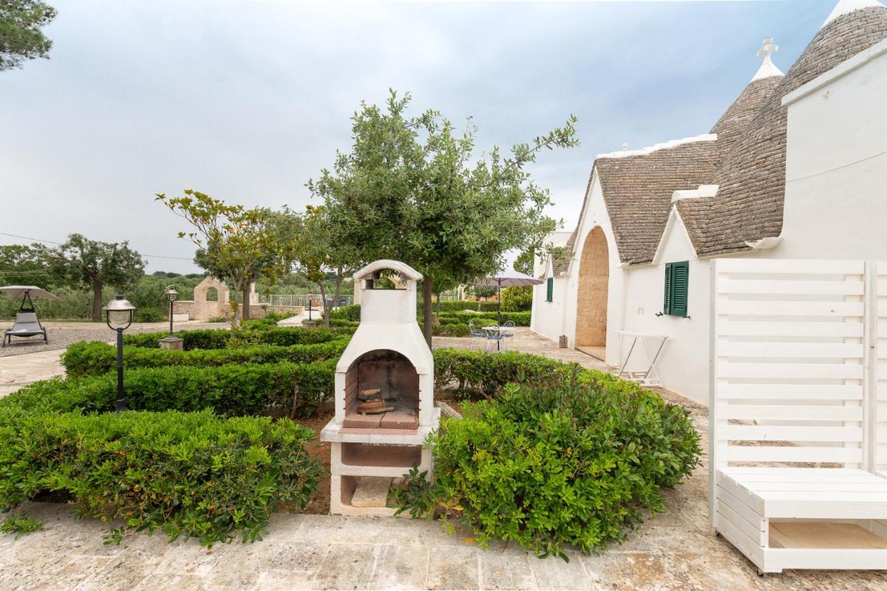 Trullo Il Focolare In Masseria Cisternino Exteriér fotografie