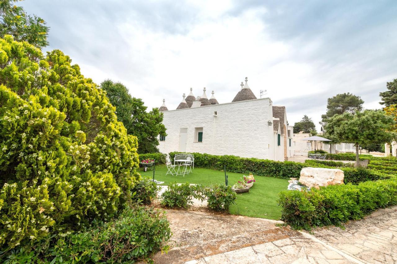 Trullo Il Focolare In Masseria Cisternino Exteriér fotografie